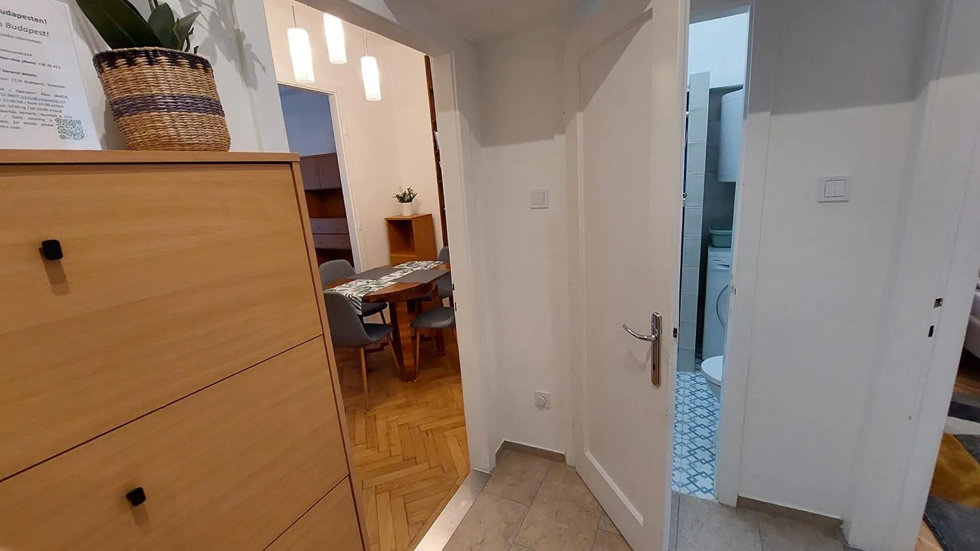 Comfy And Stylish Jewelry Box Apartamento Budapeste